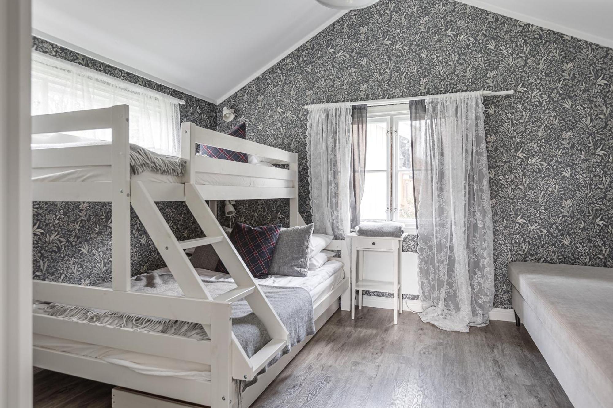 Smalandsgarden Hotel Gränna Екстериор снимка