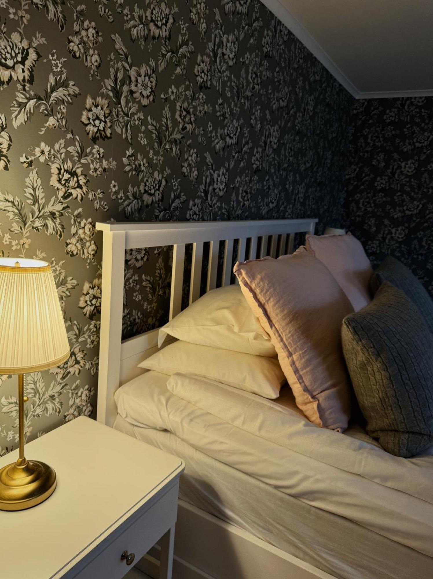 Smalandsgarden Hotel Gränna Екстериор снимка