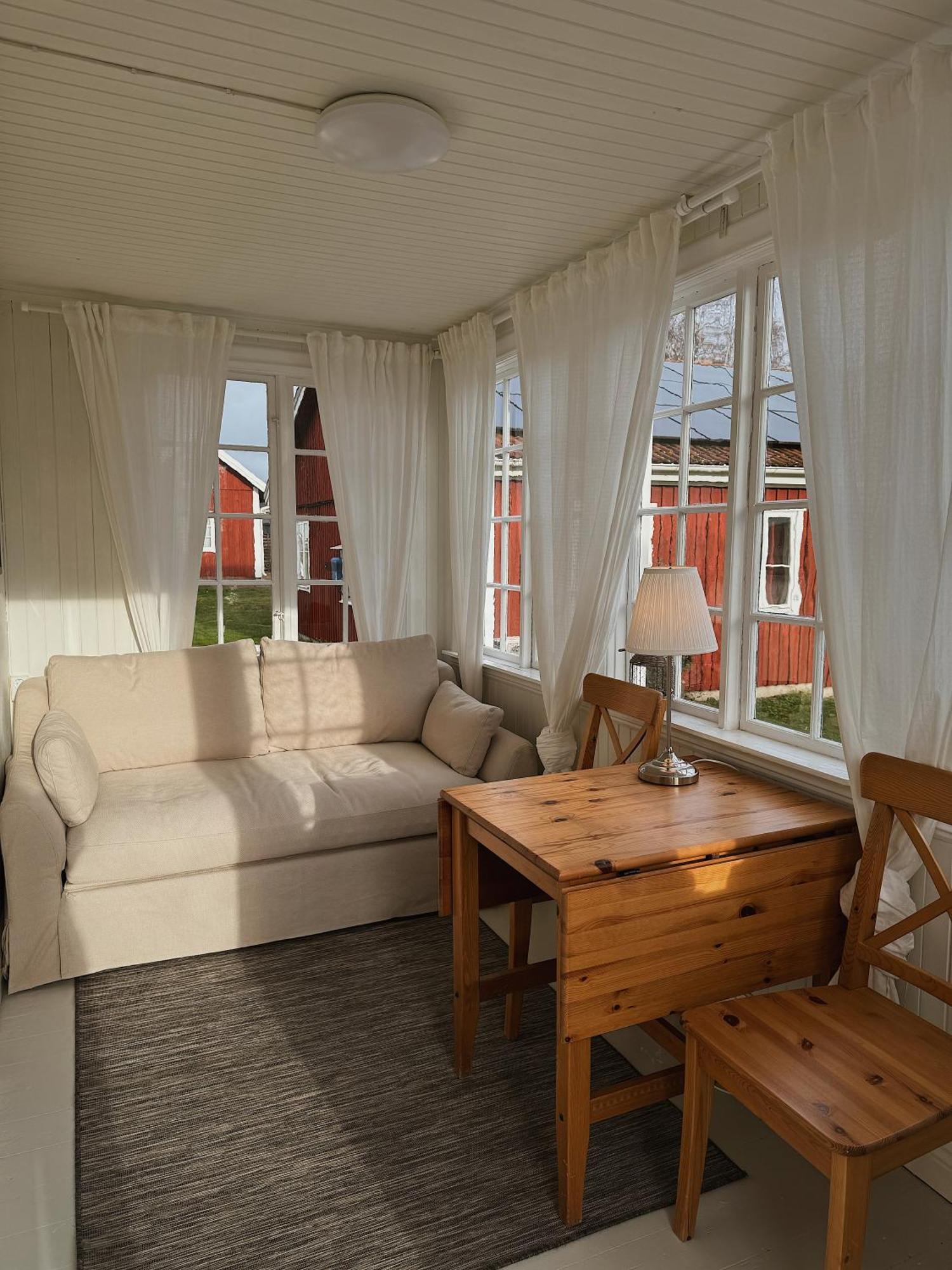 Smalandsgarden Hotel Gränna Екстериор снимка