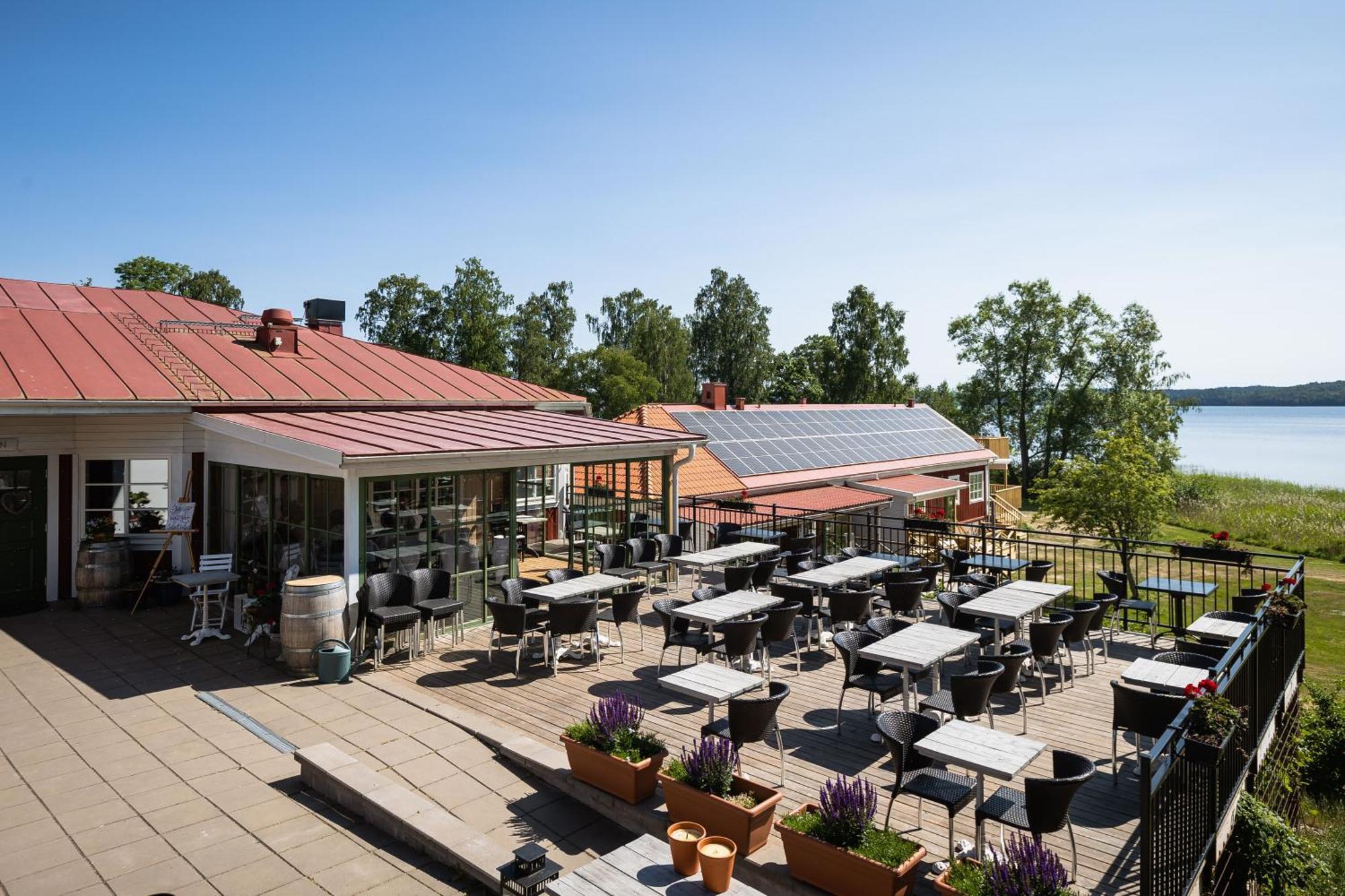 Smalandsgarden Hotel Gränna Екстериор снимка