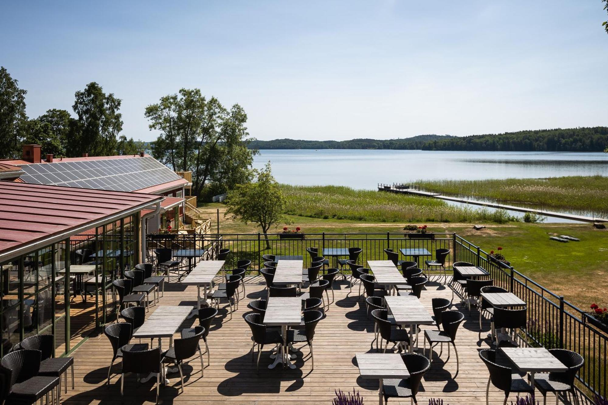 Smalandsgarden Hotel Gränna Екстериор снимка